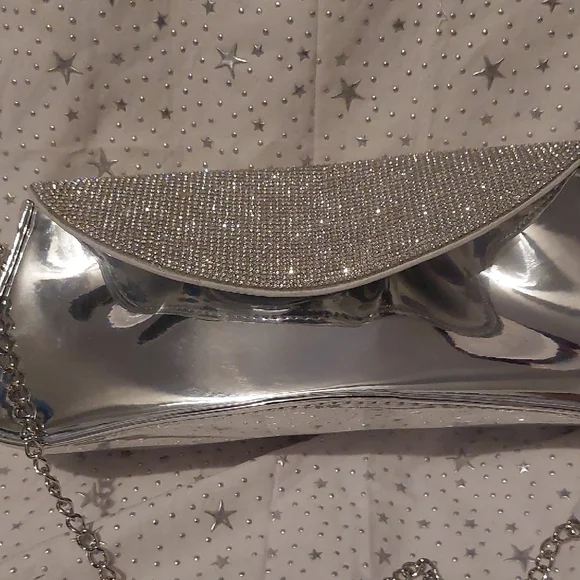 Nina Crystal Flap Mirror Metallic Patent Clutch Bag - Silver - Picture 4 of 8